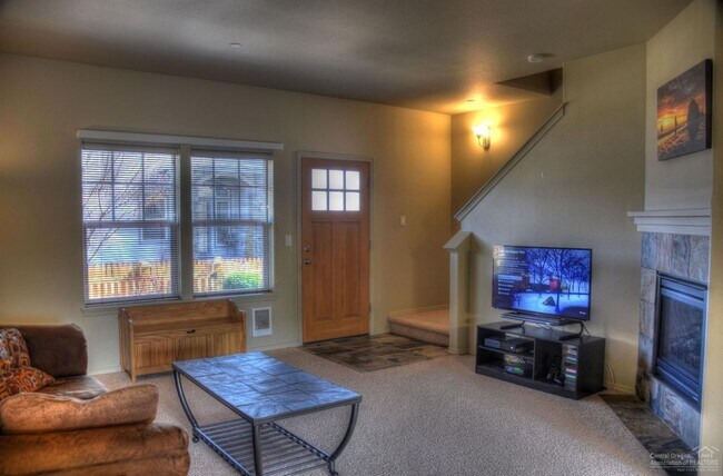 Photo - Darling Townhouse in Southeast Bend!