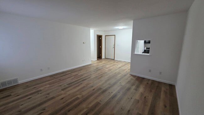 Photo - 25735 Lorain Rd Unit 18