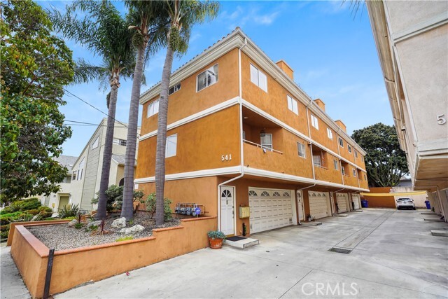 Photo - 541 W 23rd St Townhome