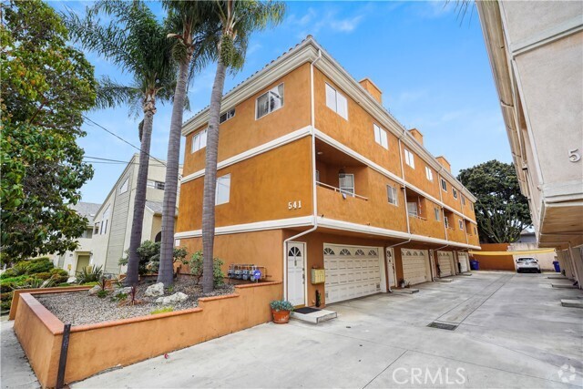Building Photo - 541 W 23rd St Rental