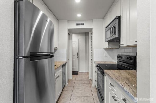 Photo - 12423 NE 145th Pl Unit B145