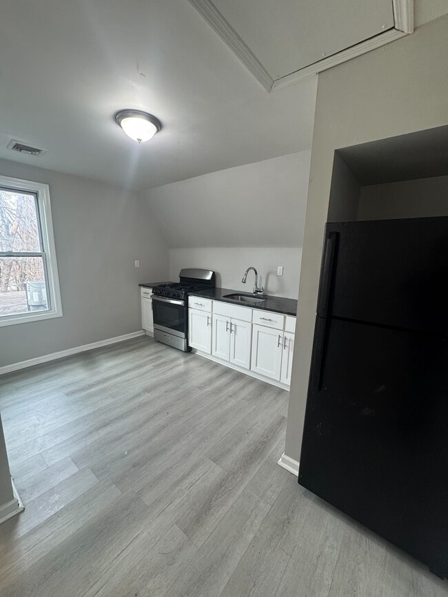 Photo - 129 Hobson St Unidad 3