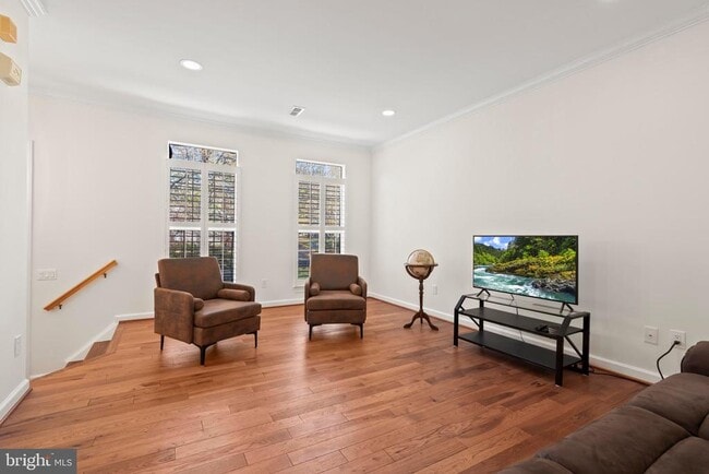 Photo - 47645 Weatherburn Terrace