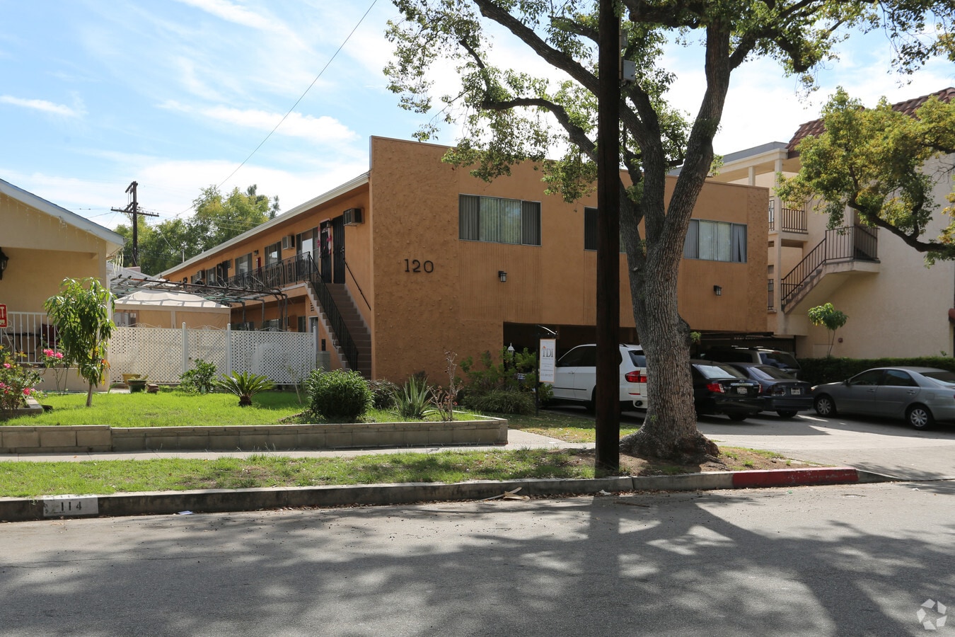 Photo - 120 S Belmont St