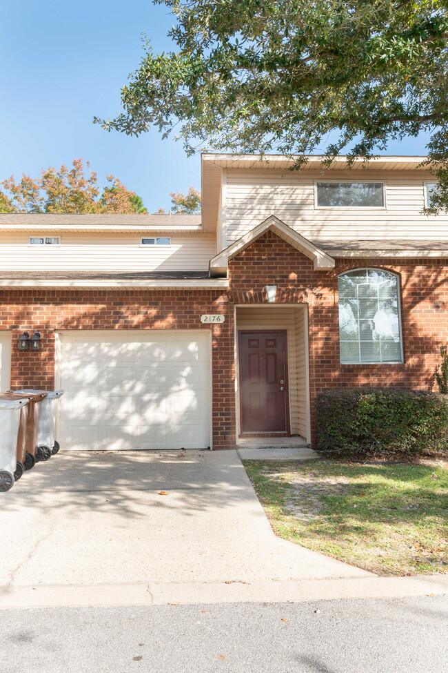 Photo - 2176 Hadleigh Hills Ct Townhome