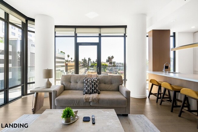 1755 Argyle Ave Unit 1602