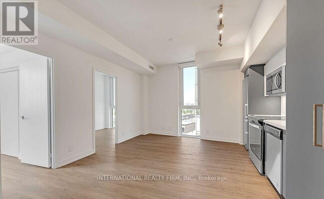Photo - 30 Tretti Wy Unit 1016