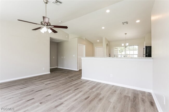 Photo - 104 Zona Ave N