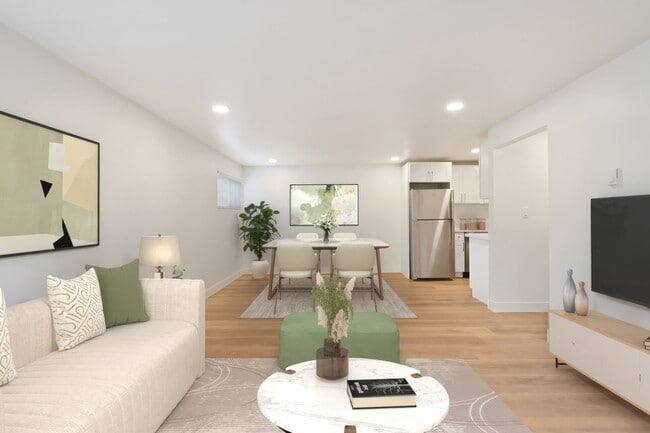 Photo - Greenlake Remodel - 1 Bed / 1 Bath, In Unit Washer / Dryer Unit 7016