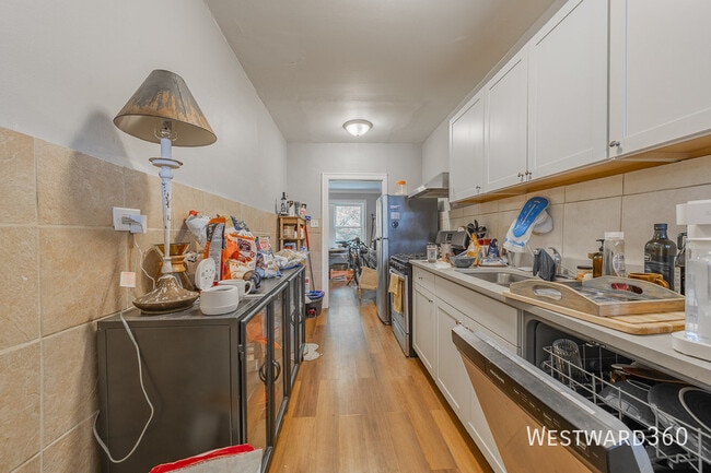 Photo - 6510 N Hamilton Ave Unidad #3S