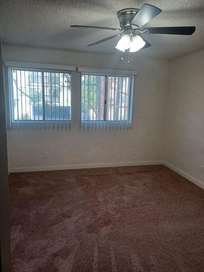 Photo - Commerce-10319