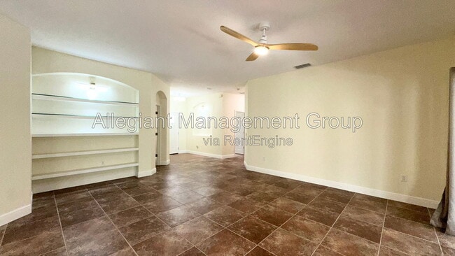 Photo - 1287 Glendora Rd N