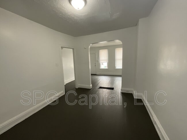 Photo - 342 Smyser St