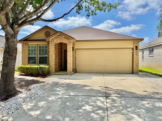 Building Photo - 726 Silverado Way