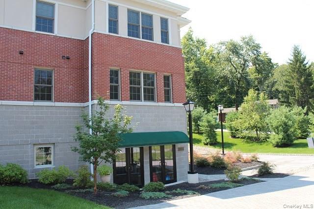 Photo - 77 Quaker Ave Unit 110