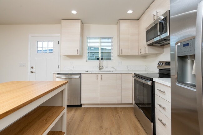 Photo - 4826 Rolando Blvd Unidad 4824