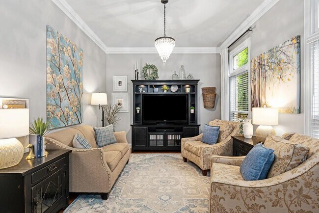 Photo - 1651 Ridenour Pkwy NW