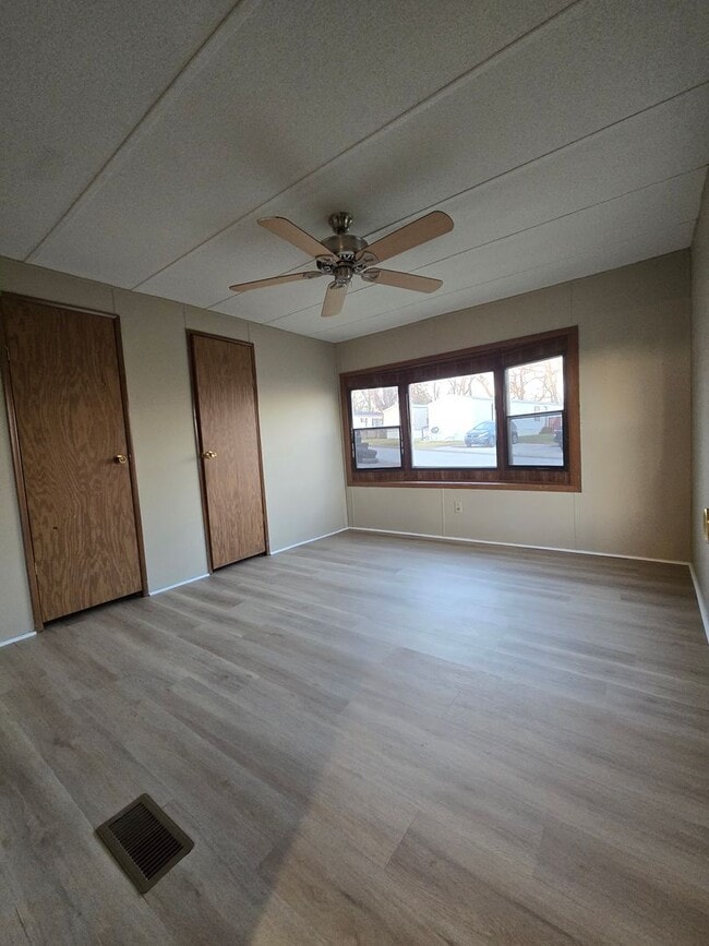 Photo - 3 bedroom, 2 bath Mobile Home in Yorktowne