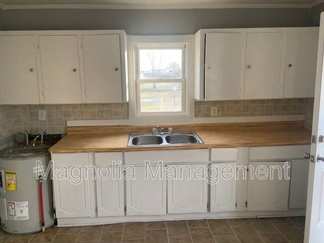 Photo - 203 Belmont Dr