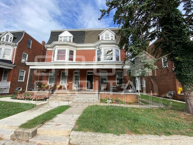 Building Photo - 871 Madison Ave