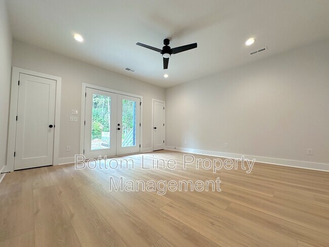 Photo - 1358 Briar Creek Rd