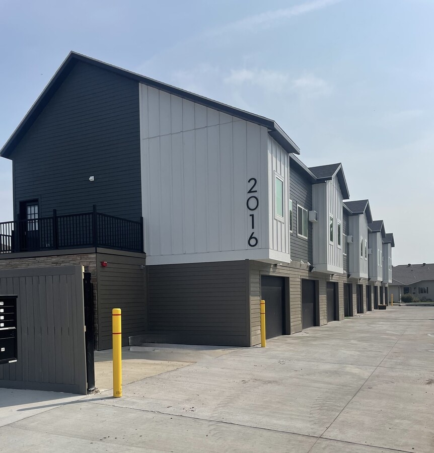 Lofts at Willow Creek - Lofts at Willow Creek