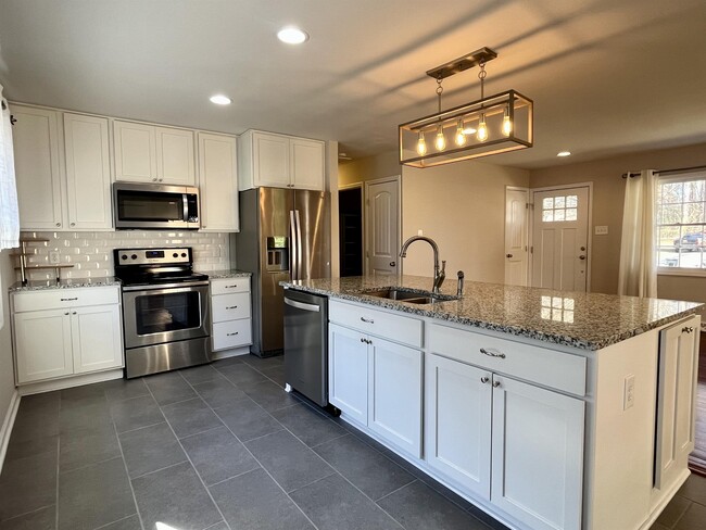 3633 Densmore Dr