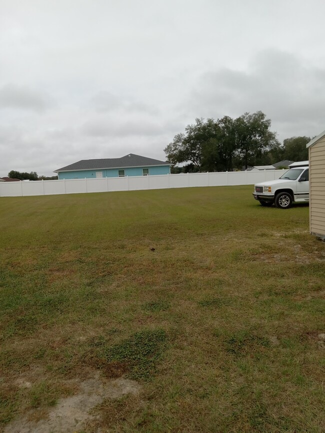 ¡Imprescindible ver la casa y el patio! - 146 N Crestwood Ave