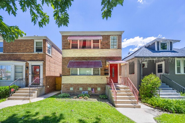 Building Photo - 3109 Grove Ave