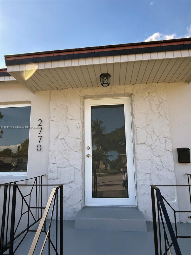 Photo - 2770 SW 34th Ct