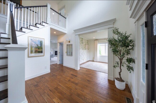 868 Braddock Lane