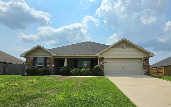 Building Photo - 14645 Birkdale Dr