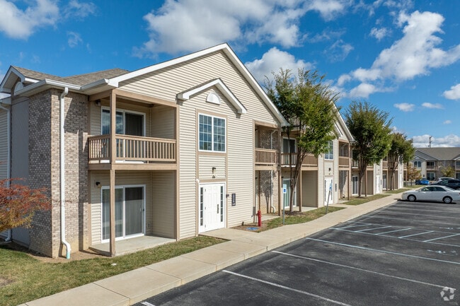 Building Photo - McCormick Manor