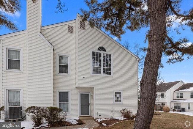 Building Photo - 28 Portsmouth Ct Rental