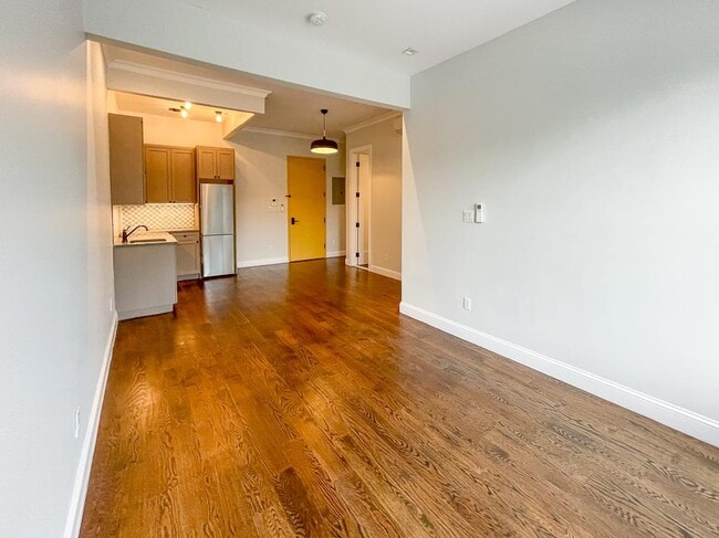 Photo - 6080 Myrtle Ave Unit 3H