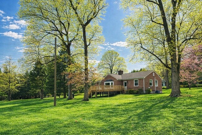 Photo - Spacious 4BR Rancher w/ Separate Basement space & Accessible Features – Sudbrook Park