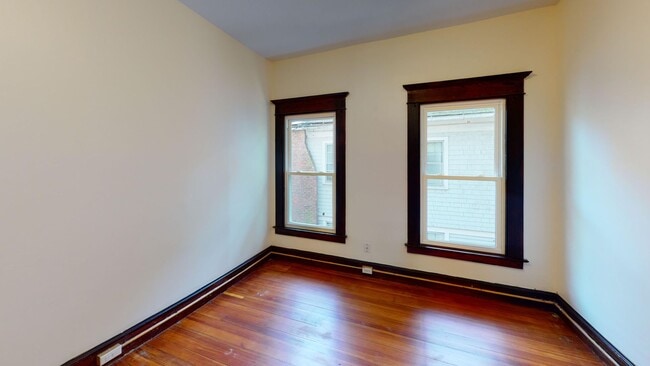Photo - 252 Goffe Terrace Unit 2