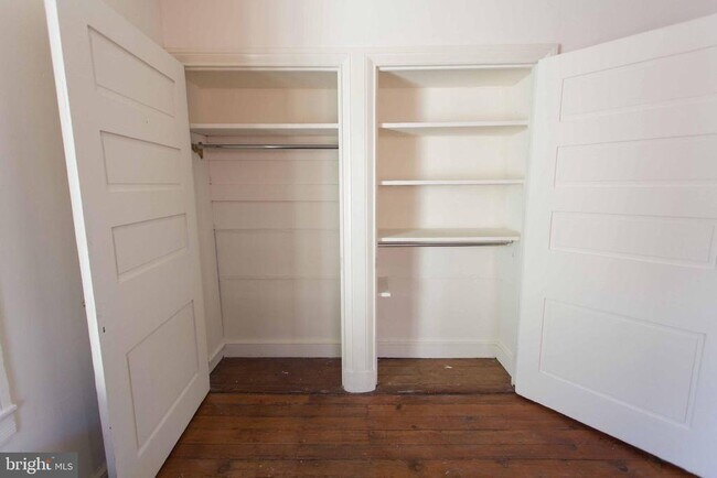 Photo - 916 Spruce St Unit 3R