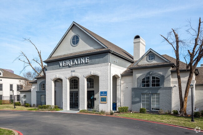 Verlaine on the Parkway