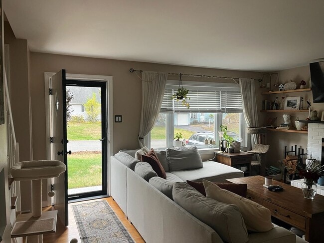 Photo - 15 Alvina Blvd