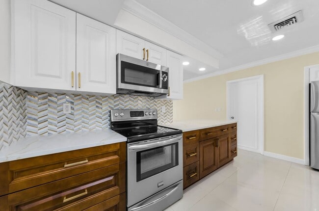 Photo - Charming 3 bedroom 2 bath in North Clearwa...