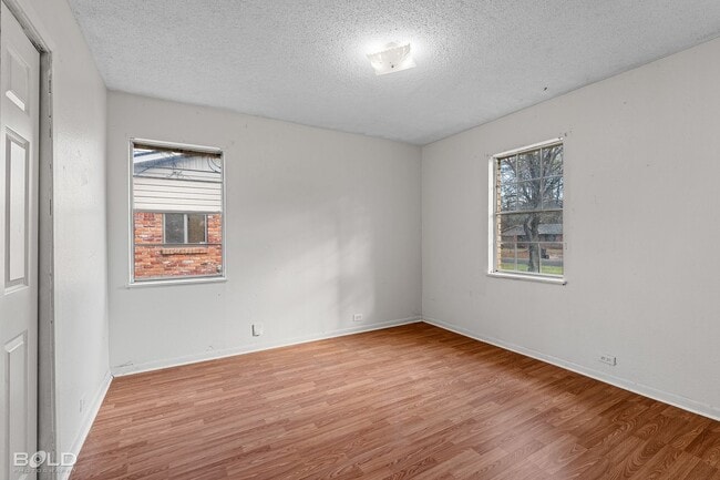 Photo - 1136 N Southland Park Dr