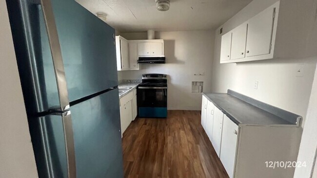 Photo - 310 Nob Hill Row, LLC. Unit B