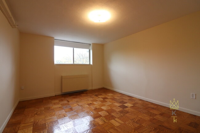 101 Monmouth St Unit 505