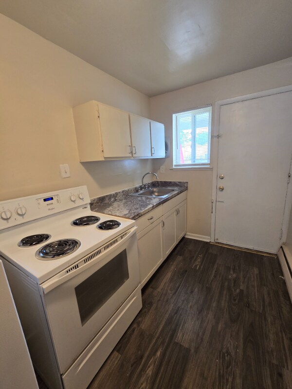 Photo - 3206 Ellwood Ave Unit C