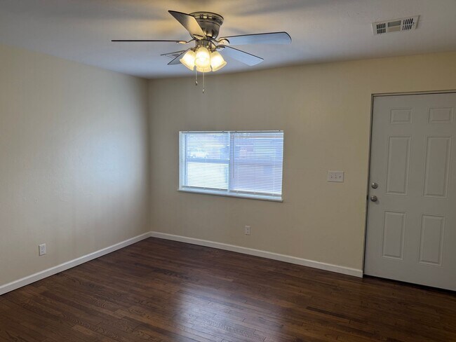 Photo - 1416 N Oklahoma Ave