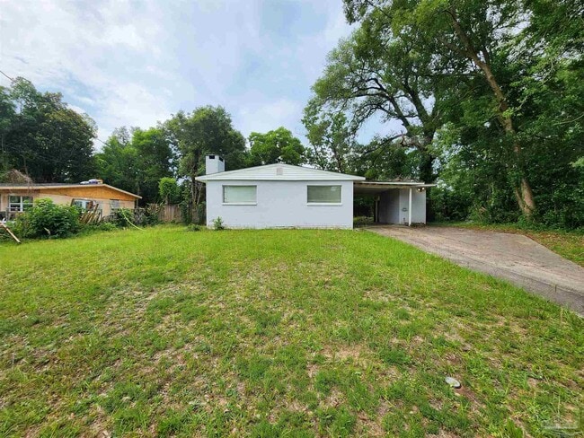 Building Photo - 605 Edison Dr