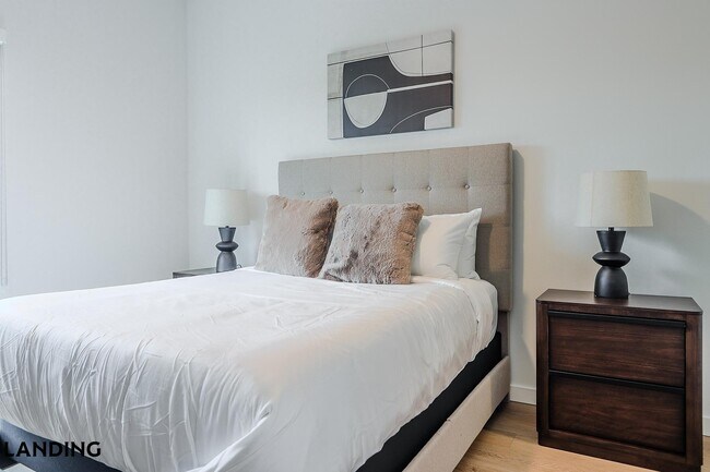 Photo - 2623 Keene St Unit 429