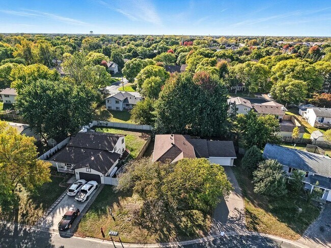 Photo - 8349 Sheridan Ave N