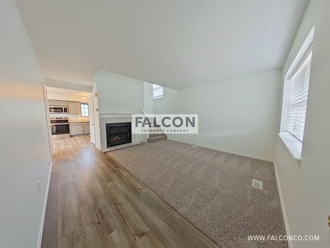 Photo - 5949 Wisteria Dr